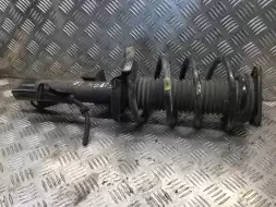 Стойка передняя правая