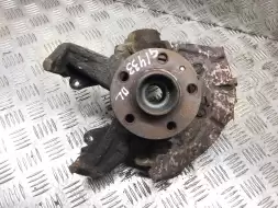 Ступица передняя левая