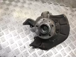 Ступица передняя левая