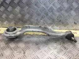 Рычаг передний правый