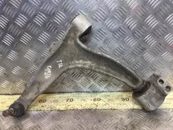 Рычаг передний левый