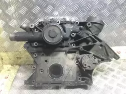 Крышка двигателя передняя