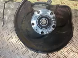 Ступица задняя левая