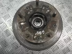 Ступица задняя левая