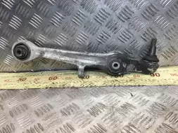 Рычаг передний