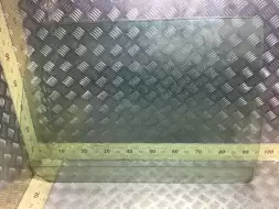 Стекло двери задней правой