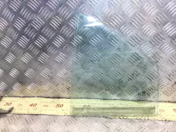 Стекло двери задней левой