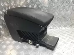 Подлокотник