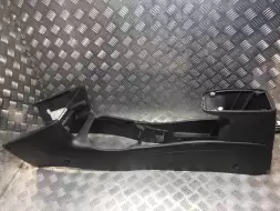 Консоль салона (кулисная часть)