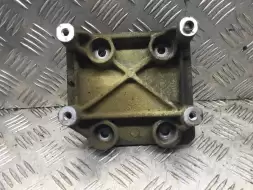 Кронштейн компрессора кондиционера