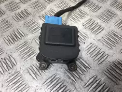 Моторчик заслонки печки