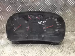 Щиток приборов (приборная панель)