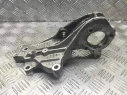 Кронштейн полуоси