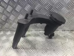 Маслозаливная горловина