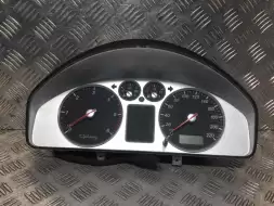 Щиток приборов (приборная панель)