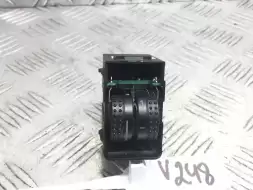 Кнопка корректора фар