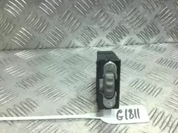 Кнопка корректора фар