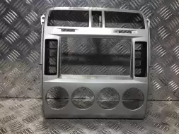 Рамка под магнитолу