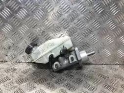 Цилиндр тормозной главный