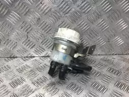 Бачок тормозной жидкости