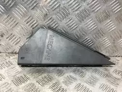 Молдинг стекла двери задней правой наружный