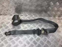 Ремень безопасности