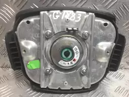 Подушка безопасности водителя