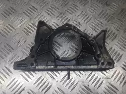 Крышка двигателя передняя