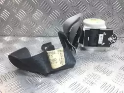 Ремень безопасности