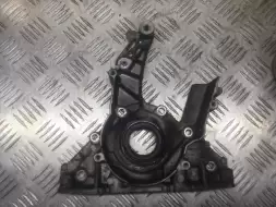 Крышка двигателя передняя