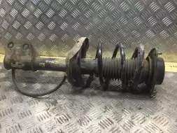 Стойка передняя правая