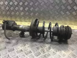 Стойка передняя правая