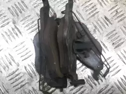 Тормозные колодки передние