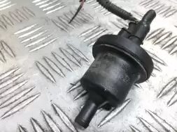 Клапан вентиляции топливного бака