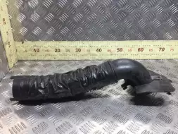 Патрубок воздушного фильтра