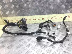 Проводка двери передней левой