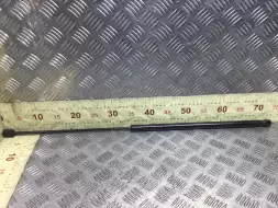 Амортизатор капота