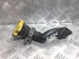 Маслозаливная горловина