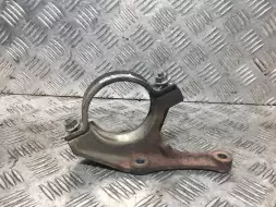 Кронштейн полуоси