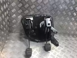 Узел педальный (блок педалей)