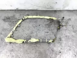 Подушка безопасности боковая (шторка)