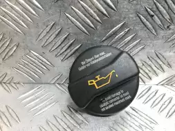 Крышка маслозаливная