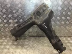 Передняя панель крепления облицовки (телевизор)