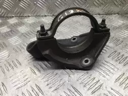 Кронштейн полуоси