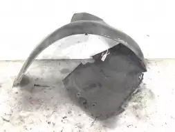 Защита арок передняя правая (подкрылок)