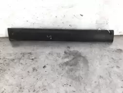 Молдинг двери задней левой