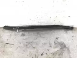 Молдинг стекла лобового