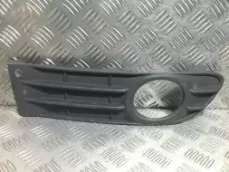 Рамка фары противотуманной правой