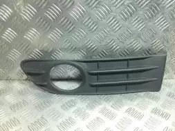 Рамка фары противотуманной левой