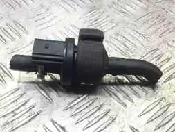 Клапан вентиляции топливного бака